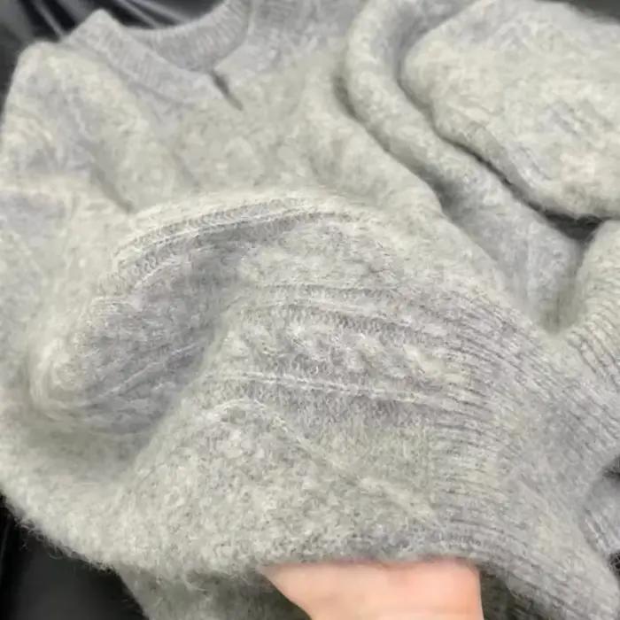 Pull épais à col en V pour femme