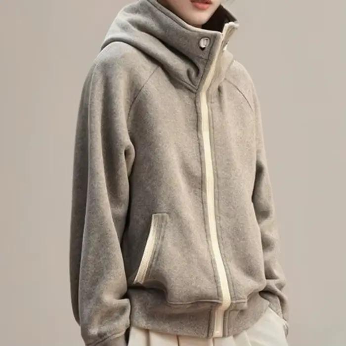 Nouveau pull à capuche court gris style baseball pour femme