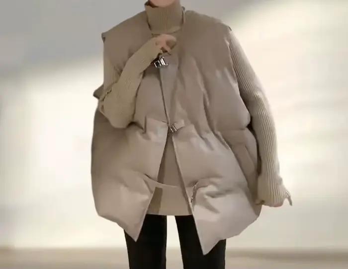 Veste ample à col rond et boucle en métal