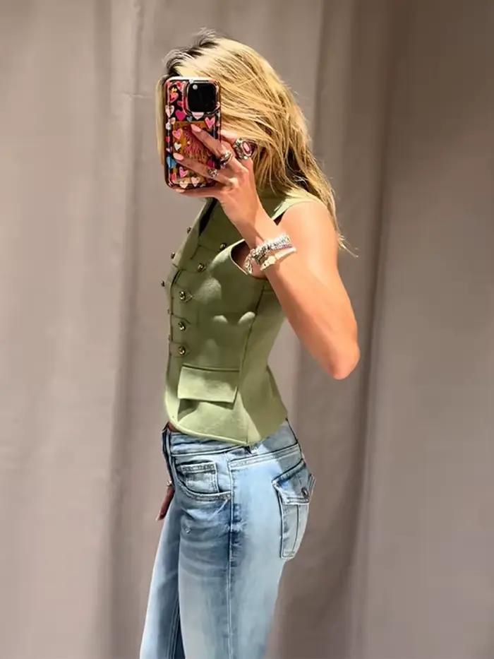 Gilet Vintage Femme Col Montant Style Militaire Sans Manches Boutonné Élégant Pour Femmes Occasions Spéciales Été 2026