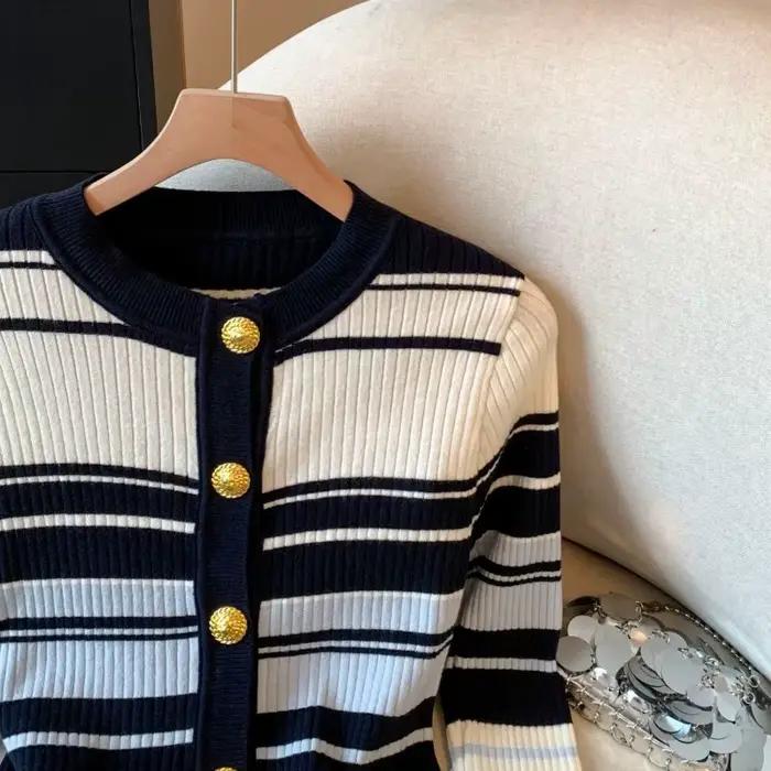 Pull rayé de couleur contrastée pour femmes