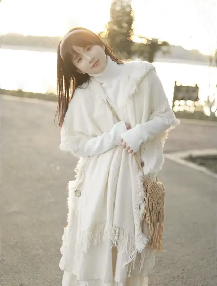 Cape Poncho à capuche en Crochet