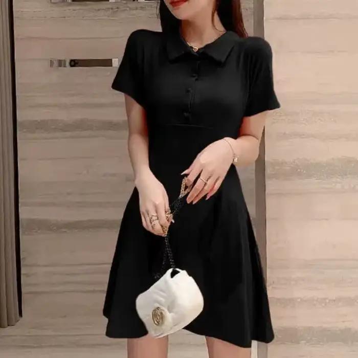 Pull à col claudine à manches courtes pour femmes, vêtements d'été, bouton tête haute, robes douces