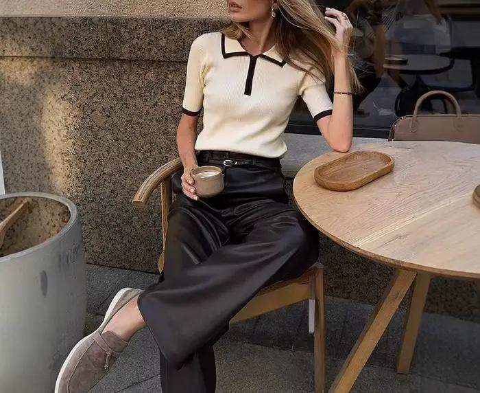 Pull en tricot côtelé à col polo et bloc de couleurs pour femme