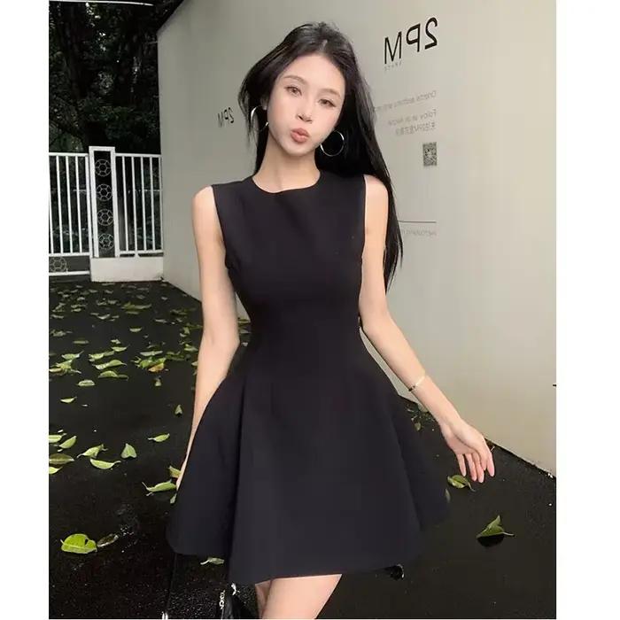 Robe Gilet Élégante Sans Manches Coupe Slim pour Femme