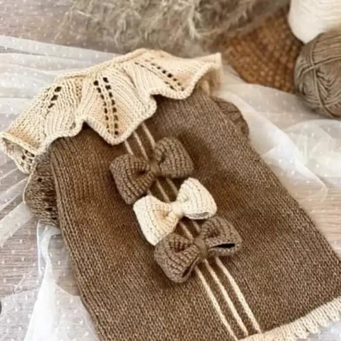 Pull doux en tricot avec nœud pour animaux de compagnie