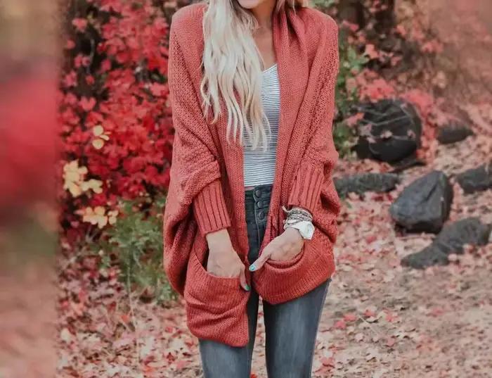 Nouveau cardigan en tricot à manches chauve-souris pour femme