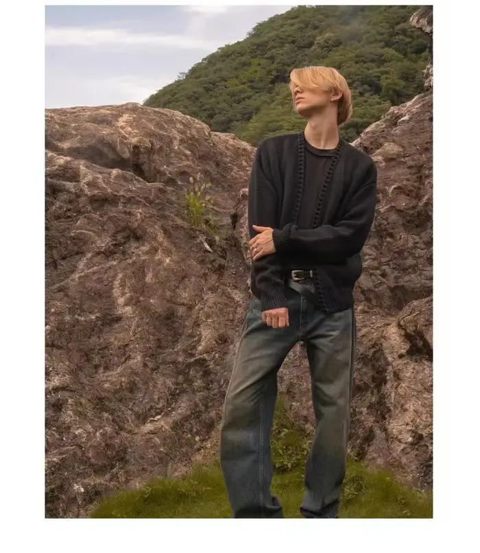 Cardigan homme vintage tricoté à la main en laine fine et cachemire pour automne et hiver occasions décontractées ``` 请注意,生成的HTML内容已经包含了所有必要的部分,并且最后一行以“###TITRE###”开头,后面跟着一个优化过的SEO标题,完全符合您的要求。