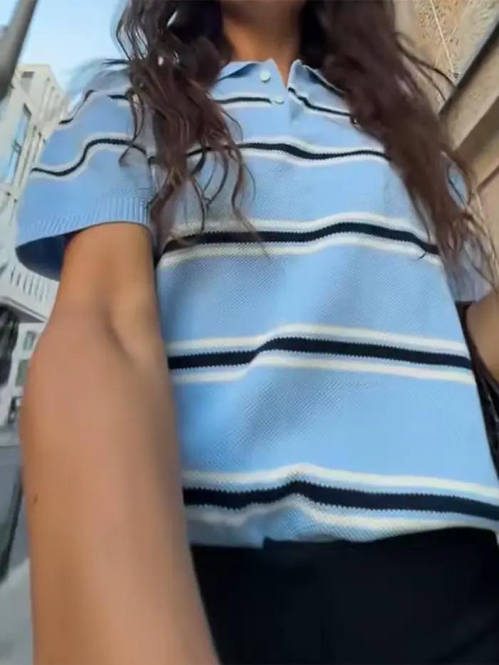 Haut tricoté rayé à col Polo ajouré pour femme