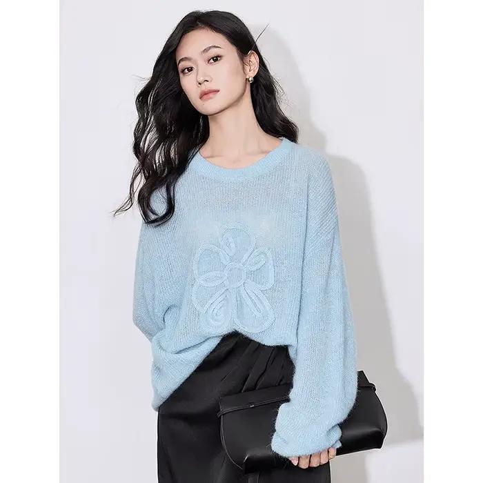 Pull à manches longues avec motif floral pour femme