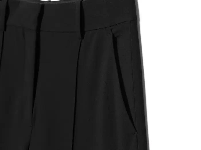Ensemble gilet sans manches col en V ajusté avec poches et pantalon droit taille mi-haute à bordure décorative décontractée pour femme 2026