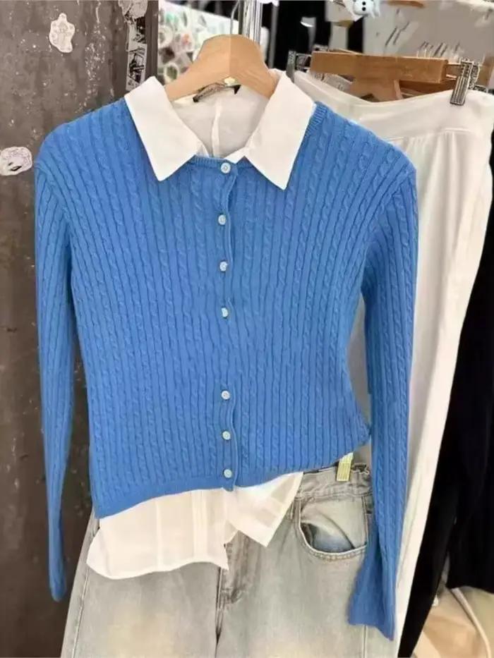 Cardigan en tricot à fleurs torsadées bleues pour femmes
