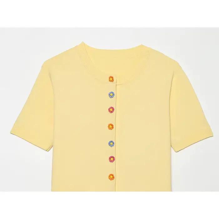 Cardigan Femme à Boutons Floraux Nouvelle Collection Été 2026 – Pull Décontracté Col Rond Tricoté Manches Courtes avec