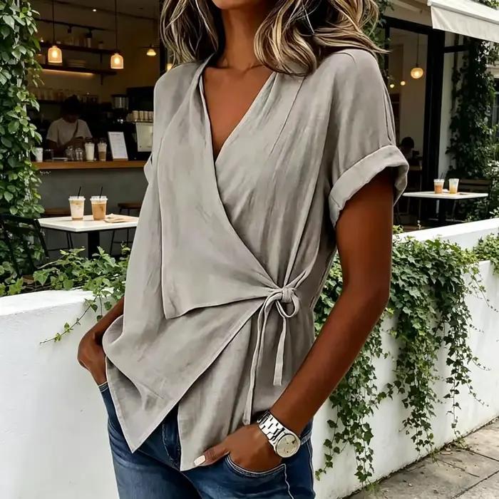 T-shirt Femme Nouveau Style Décontracté Col Montant à Nouer Col en V Asymétrique Manches Courtes avec Liens Latéraux Coupe Ample Irrégulière