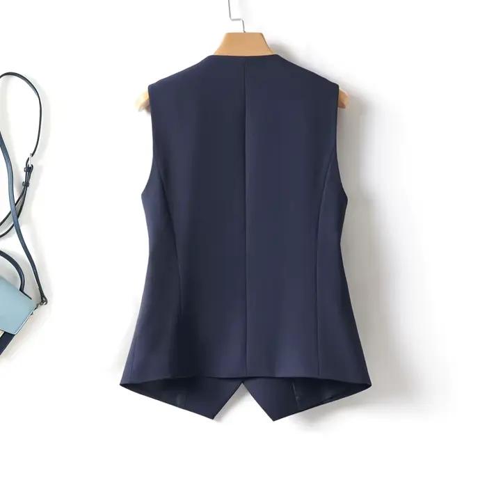 Gilet court à col en V et simple boutonnage pour femme