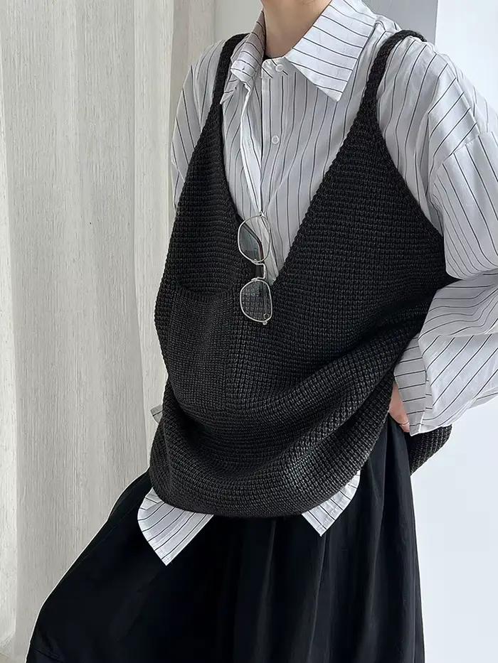 EAM femmes noir gris bref grande taille décontracté tricot gilet nouveau col en V sans manches mode marée printemps automne 2026 1DJ3233
