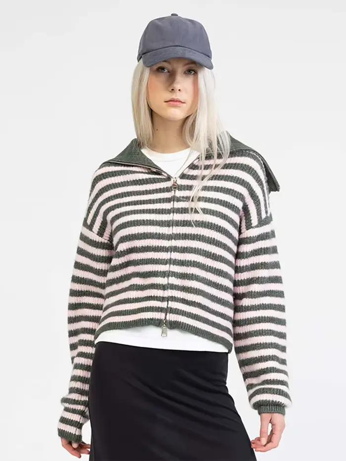 Pull court côtelé à fermeture éclair pour femme