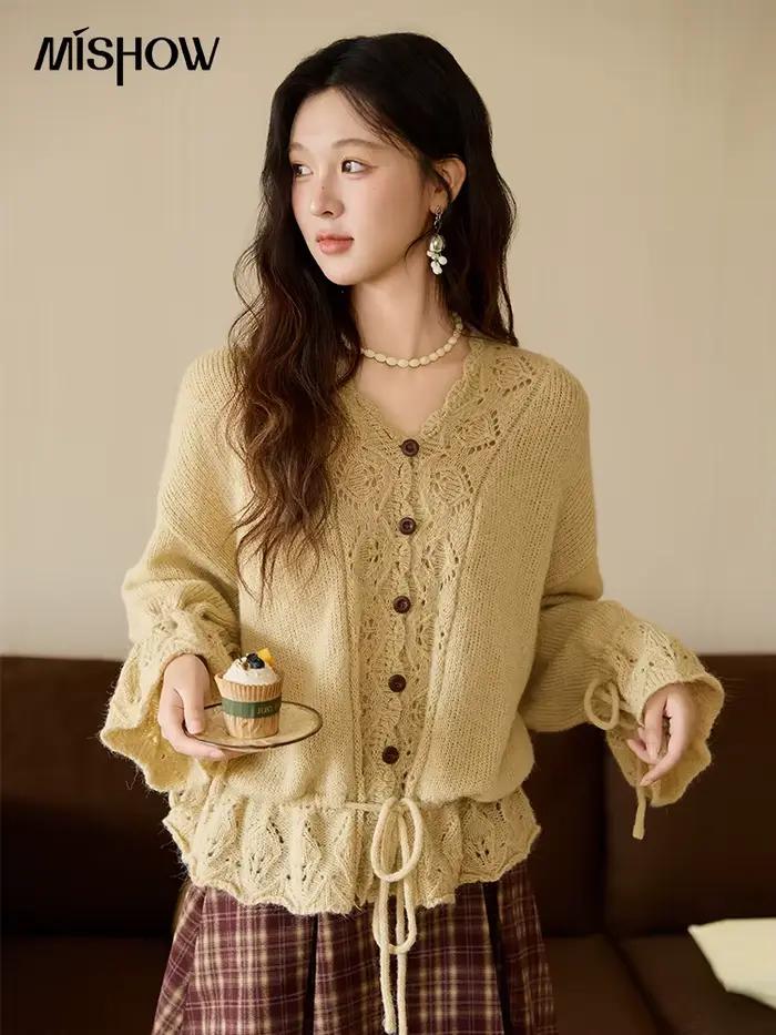 MISHOW pull au Crochet fait à la main Cardigan automne Mohair manches évasées hauts tricotés vague col en v à lacets