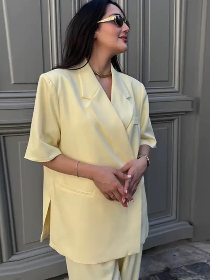 Beurre jaune recadrée Blazers manteaux femmes mode revers ample demi manches veste été bureau dame trajet Streetwear 2025