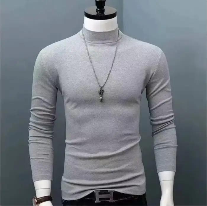 Pull chaud à col mi-haut, 360 ° proche du cou, sans couture pour résister aux vents froids. Utilisation du tissu verrouillé à température pour réaliser