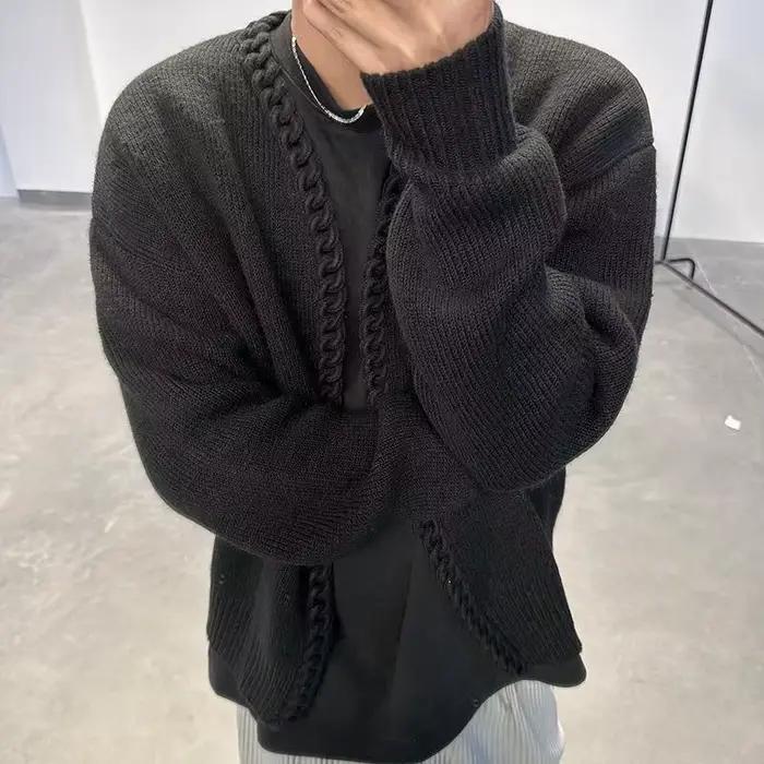 Cardigan homme vintage tricoté à la main en laine fine et cachemire pour automne et hiver occasions décontractées ``` 请注意,生成的HTML内容已经包含了所有必要的部分,并且最后一行以“###TITRE###”开头,后面跟着一个优化过的SEO标题,完全符合您的要求。