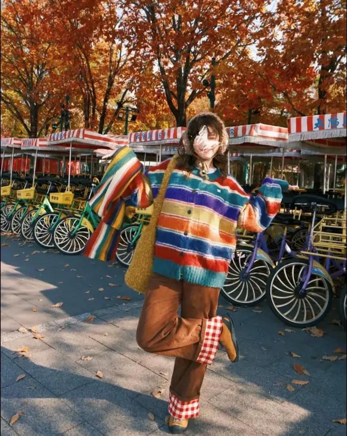 Cardigan de Style japonais à rayures arc-en-ciel