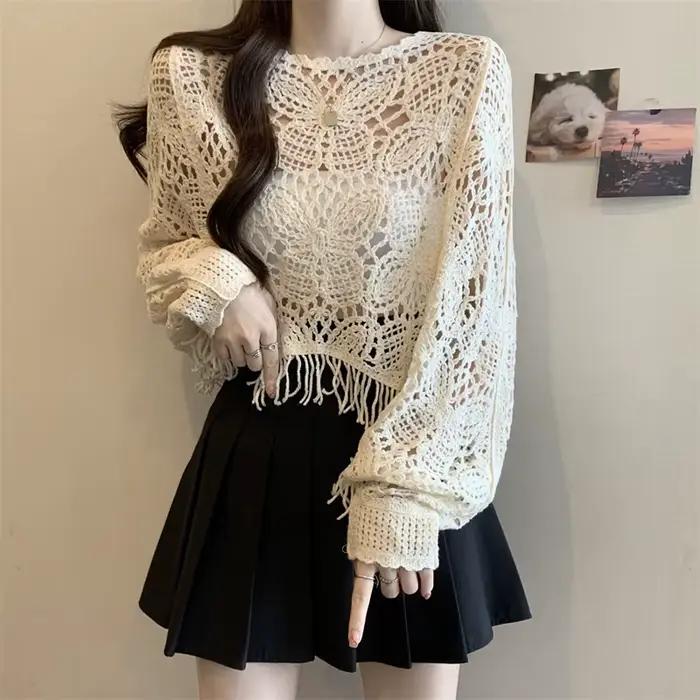 Poncho court en tricot à franges avec manches chauve-souris pour femmes