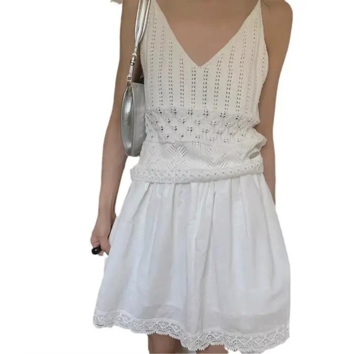 Nouveau Gilet Tricoté Blanc en Crochet à Col V et Dos Nu pour Femme – Collection Printemps 2026
