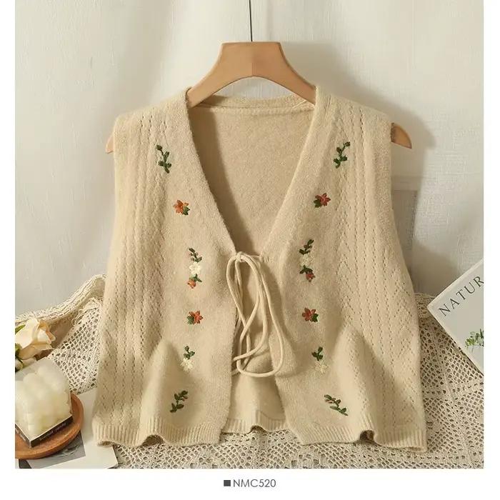 Gilet en tricot brodé floral vert lime pour femmes