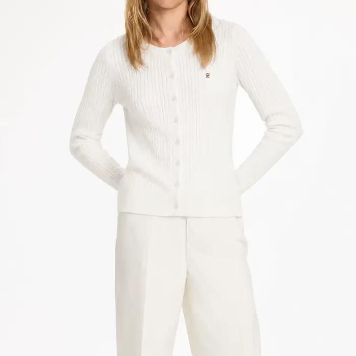 Cardigan en tricot torsadé brodé CH pour femme